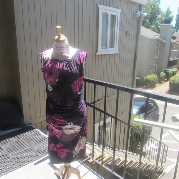 #215  NEW WOMEN'S SUMMER FLORAL DRESS BY PHASE EIGHT (SIZE 12US / 16UK) - Picture 1 of 3